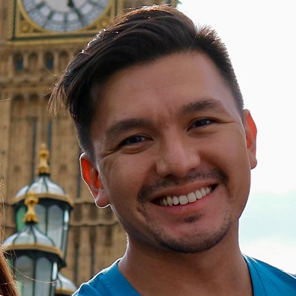 You are currently viewing Victor Gelano